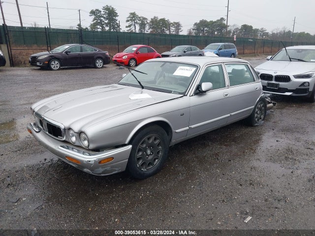 2001 JAGUAR XJ8 SAJDA23C41LF32338 Photo 1
