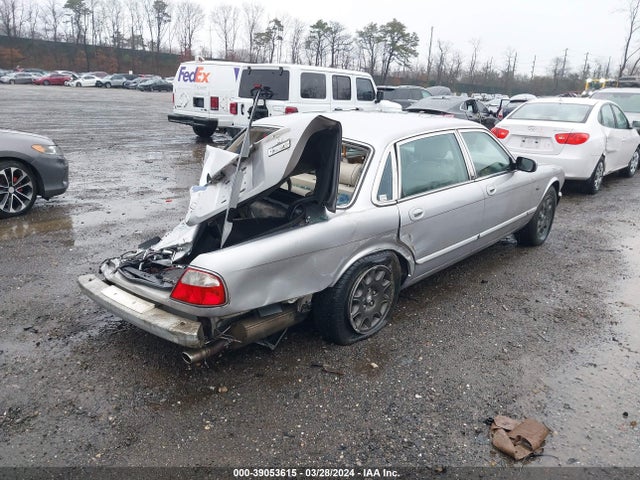 2001 JAGUAR XJ8 SAJDA23C41LF32338 Photo 3