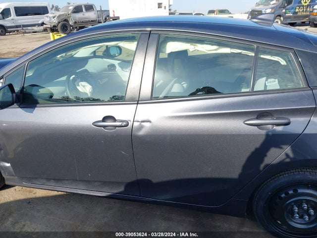 Toyota Prius Le 2022 JTDKAMFU8N3181121 Image 15