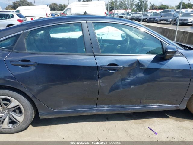 2HGFC2F65KH592875 Honda Civic Lx