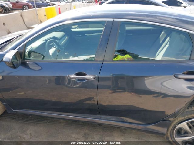 2HGFC2F65KH592875 Honda Civic Lx