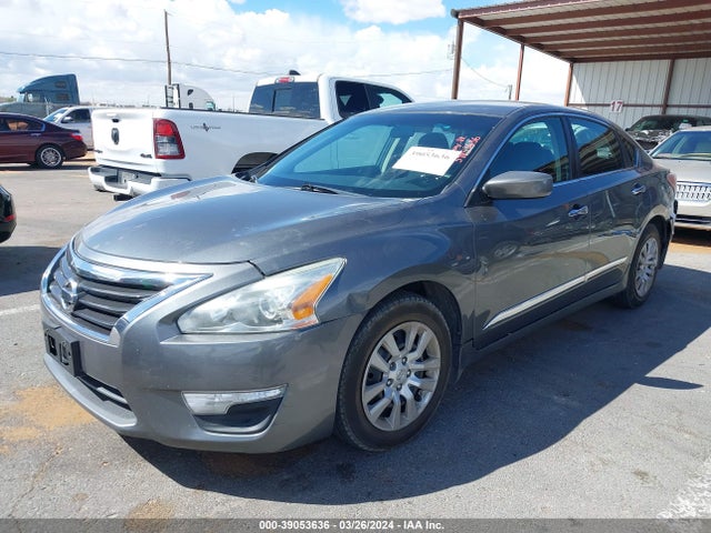 Nissan Altima 2.5 S 2015 1N4AL3AP0FN317058 Image 2