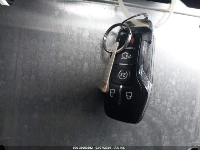 2LMPJ6KR3GBL75299 Lincoln Mkx Select