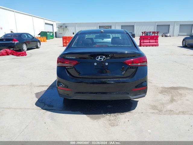 Hyundai Accent Sel 2018 3KPC24A32JE021884 Image 16