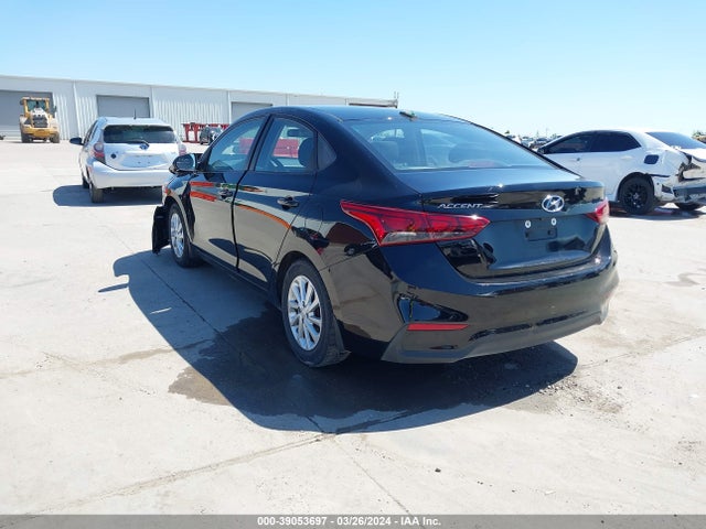 Hyundai Accent Sel 2018 3KPC24A32JE021884 Image 3