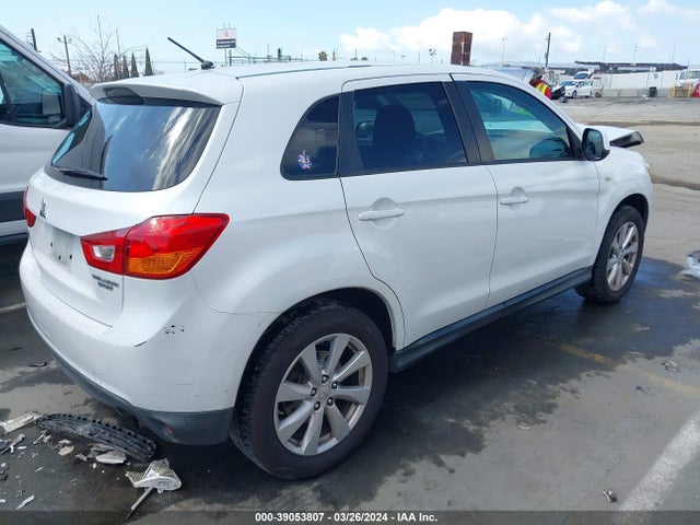 4A4AP3AU1FE020846 Mitsubishi Outlander Sport Es