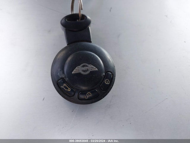 2007 MINI COOPER WMWMF33557TT51338 Photo 10