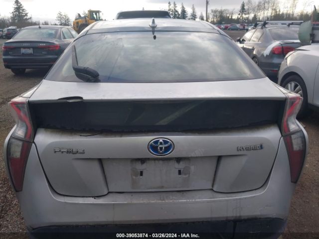 JTDKARFU7G3015821 Toyota Prius Three Touring