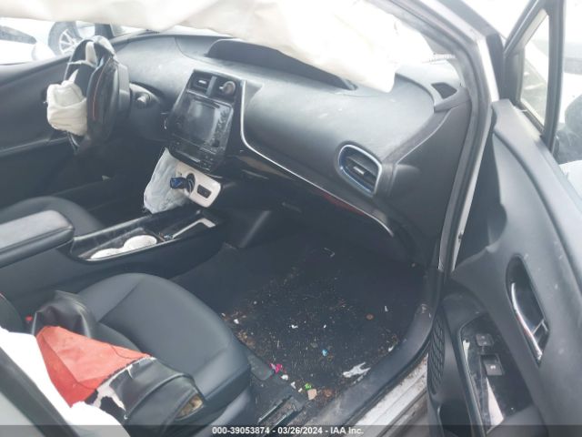 JTDKARFU7G3015821 Toyota Prius Three Touring