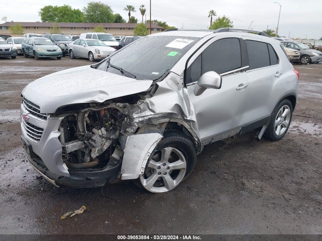 Chevrolet TRAX LTZ 2015 3GNCJNSB0FL231859 Image 2