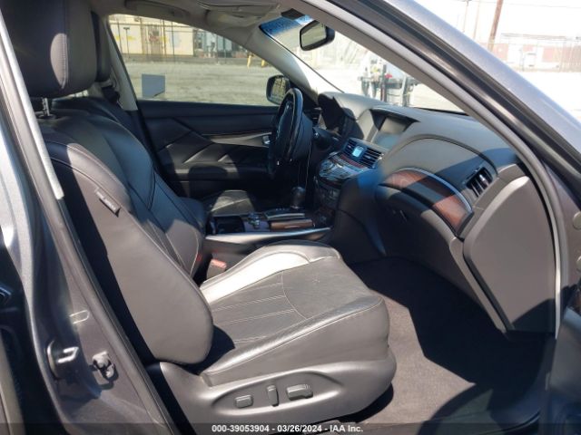JN1AY1PP8FM170195 Infiniti Q70l 5.6