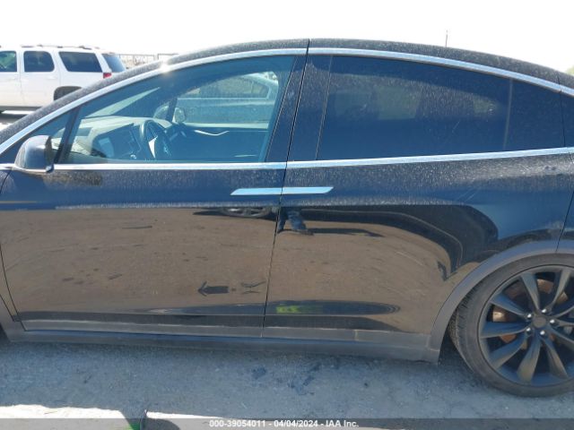 5YJXCBE21GF023813 Tesla Model X 60d/70d/75d/90d/p100d