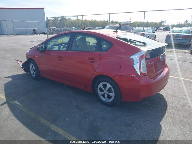 Toyota Prius Three 2015 JTDKN3DU4F0469223 Image 3
