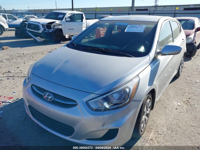 Hyundai ACCENT SE 2017 KMHCT5AE1HU310444 Image 2