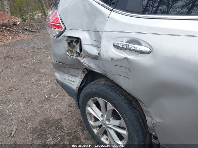 Nissan ROGUE SV 2015 5N1AT2MV8FC752304 Image 6