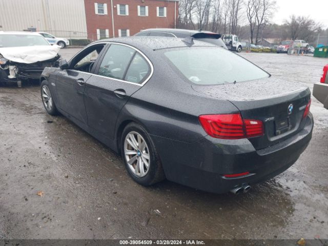 WBA5A7C5XFD628665 BMW 528i Xdrive