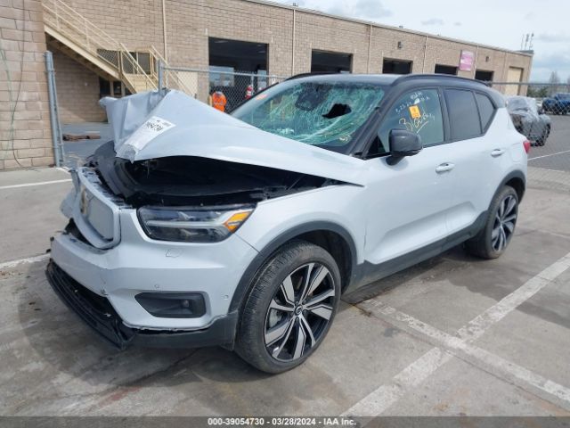 2022 VOLVO XC40 RECHARGE PURE ELECTRIC YV4ED3UR9N2780237 Photo 1