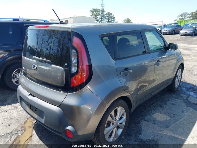 KIA SOUL + 2015 KNDJP3A57F7175048 Image 4