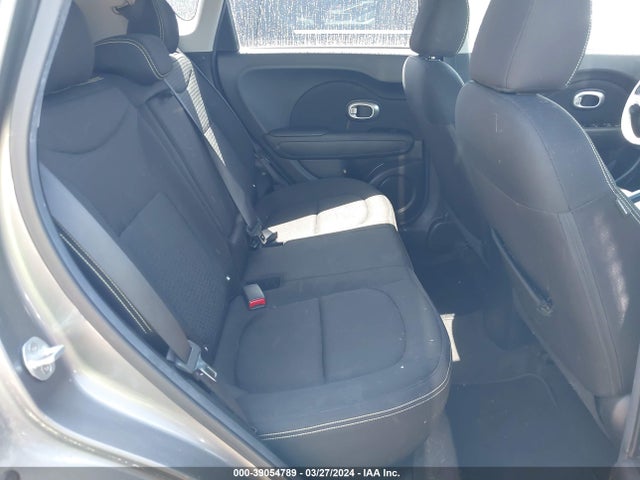 KIA SOUL + 2015 KNDJP3A57F7175048 Image 8