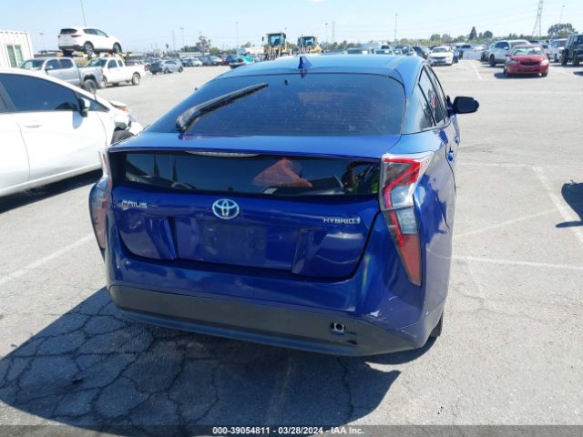 JTDKARFU2G3516244 Toyota Prius Three Touring