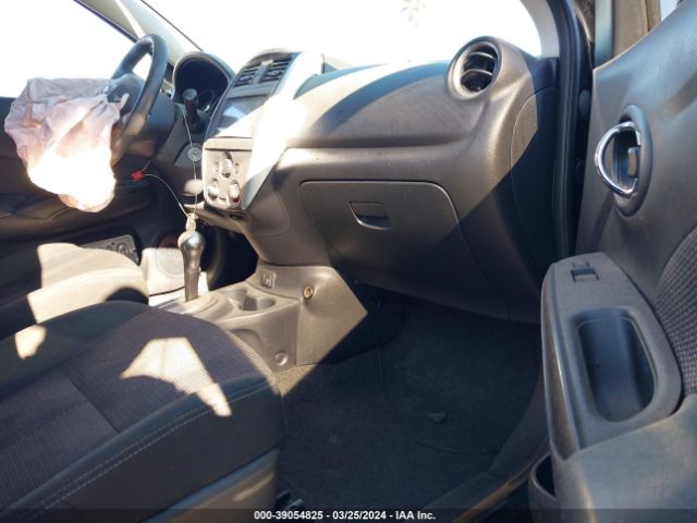 3N1CN7AP6JL859524 Nissan Versa 1.6 Sv