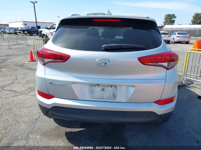 Hyundai TUCSON SEL 2018 KM8J33A4XJU723150 Image 16