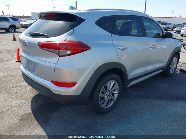 Hyundai TUCSON SEL 2018 KM8J33A4XJU723150 Image 4