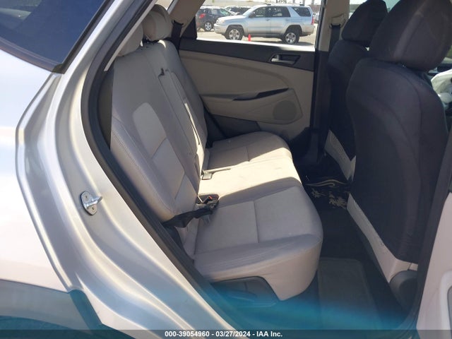 Hyundai TUCSON SEL 2018 KM8J33A4XJU723150 Image 8