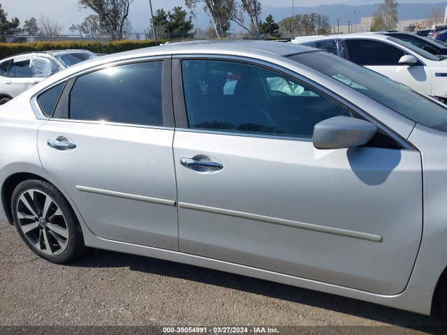 Nissan Altima 2.5 Sr 2017 1N4AL3AP2HC108998 Image 13