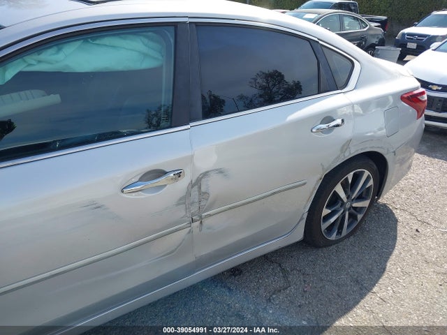 Nissan Altima 2.5 Sr 2017 1N4AL3AP2HC108998 Image 17