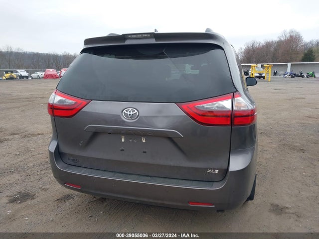Toyota SIENNA XLE 2020 5TDYZ3DC6LS060459 Image 6