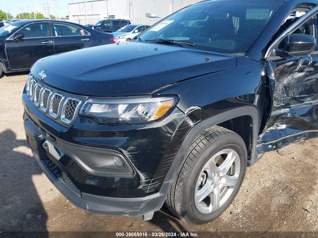 Jeep Compass Latitude 4x4 2023 3C4NJDBN3PT517826 Image 17