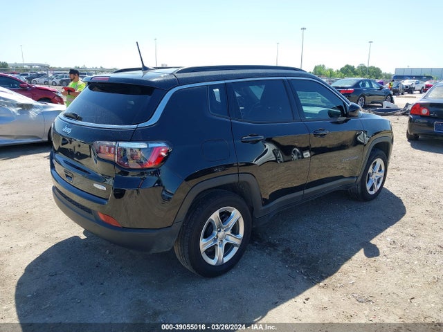 3C4NJDBN3PT517826 Jeep Compass Latitude 4x4