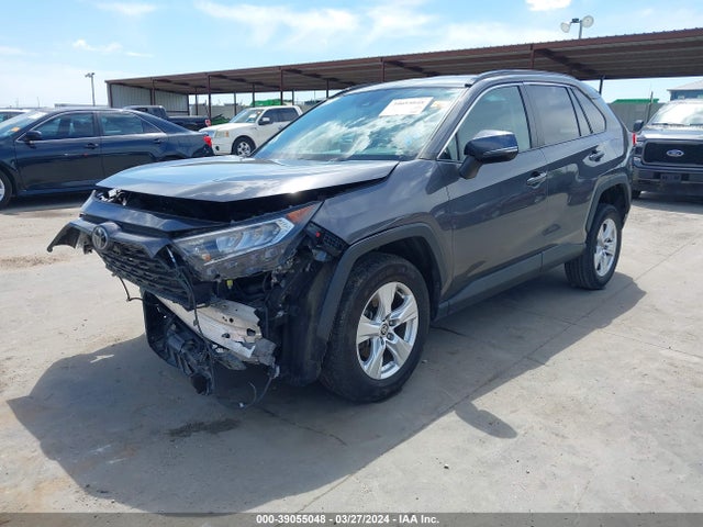 Toyota Rav4 Xle 2021 2T3W1RFV4MW125549 Image 2