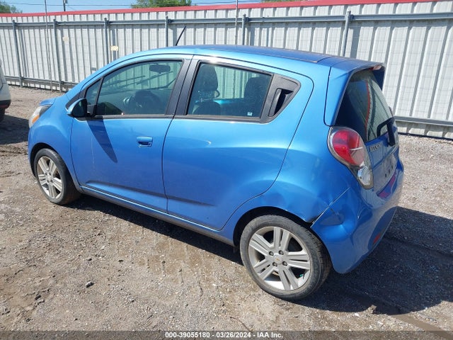 Chevrolet Spark 1lt Cvt 2015 KL8CD6S97FC784287 Image 3