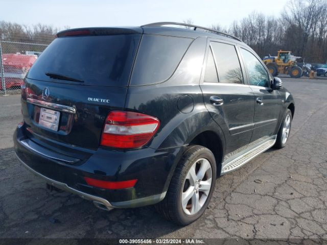 2011 MERCEDES-BENZ ML 350 BLUETEC 4JGBB2FB8BA747507 Photo 3