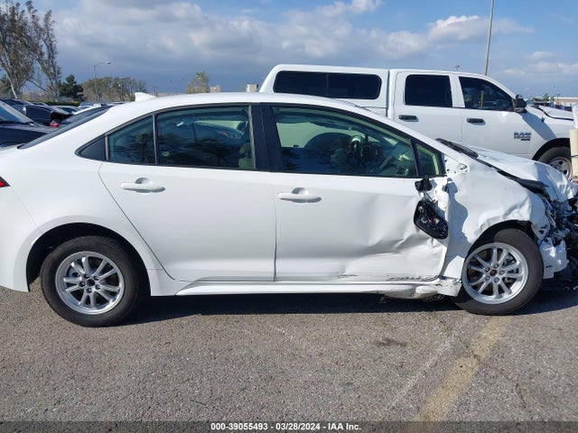 Toyota COROLLA LE 2024 JTDB4MEE5R3020443 Image 13