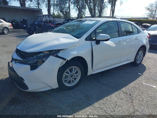 Toyota COROLLA LE 2024 JTDB4MEE5R3020443 Image 2