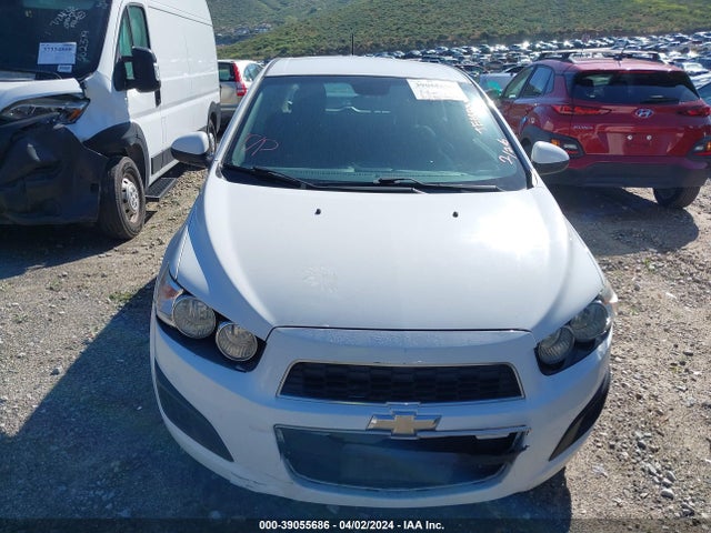 Chevrolet Sonic Lt Auto 2015 1G1JC6SH4F4196584 Image 12