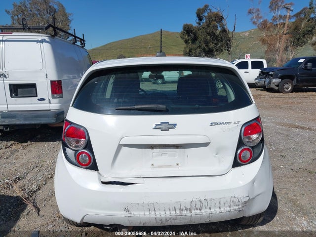 Chevrolet Sonic Lt Auto 2015 1G1JC6SH4F4196584 Image 16