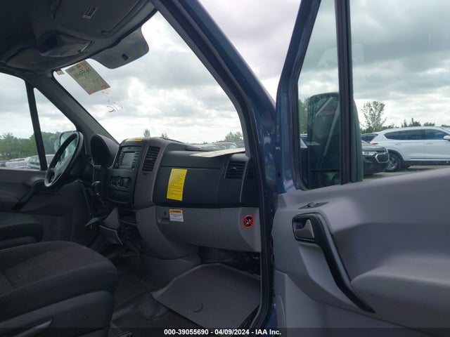 WD3PE7CD0JP647802 Mercedes-Benz Sprinter 2500 Standard Roof V6