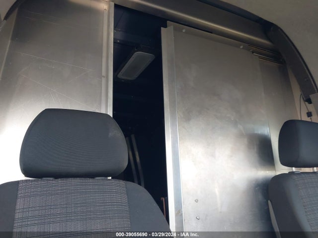 WD3PE7CD0JP647802 Mercedes-Benz Sprinter 2500 Standard Roof V6