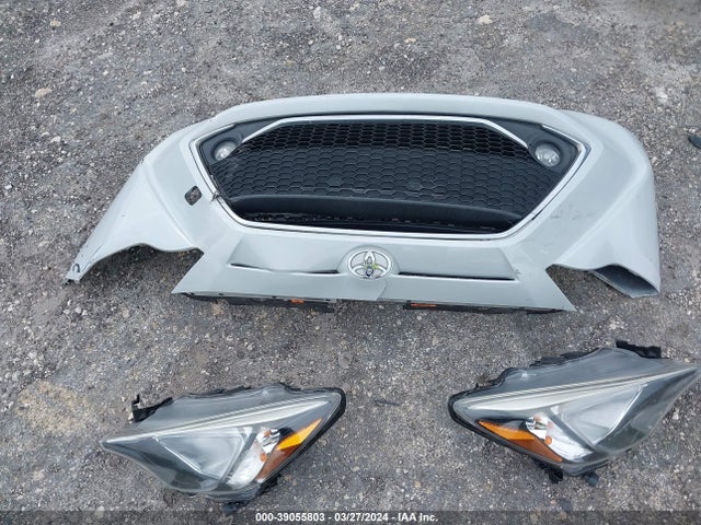 Toyota YARIS LE 2019 3MYDLBYVXKY519586 Image 12