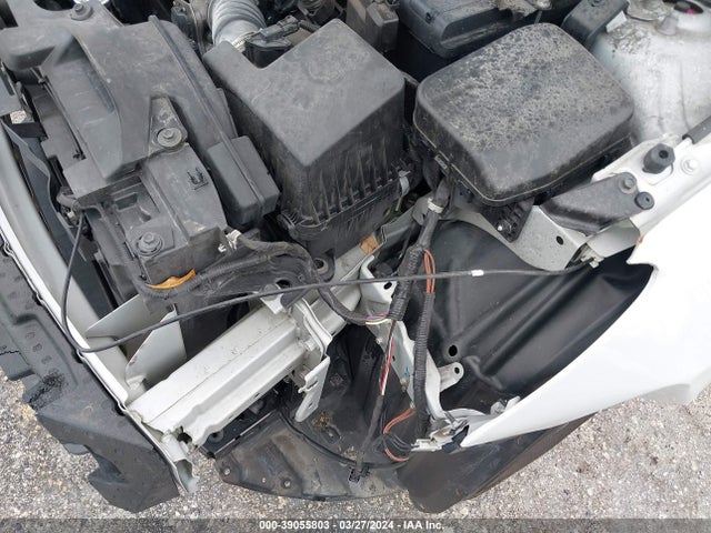 Toyota YARIS LE 2019 3MYDLBYVXKY519586 Image 14