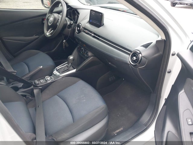Toyota YARIS LE 2019 3MYDLBYVXKY519586 Image 5