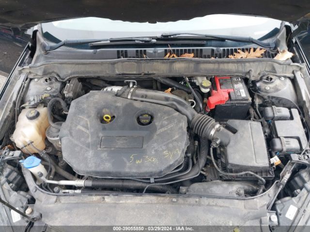3FA6P0T94GR372702 Ford FUSION SE