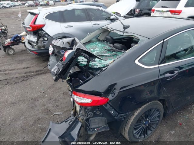3FA6P0T94GR372702 Ford FUSION SE