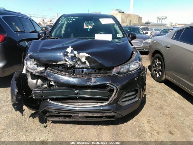 KL7CJNSB6MB342078 Chevrolet Trax Awd Ls