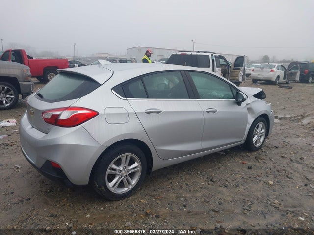 Chevrolet Cruze Lt Auto 2018 3G1BE6SM8JS653580 Image 4