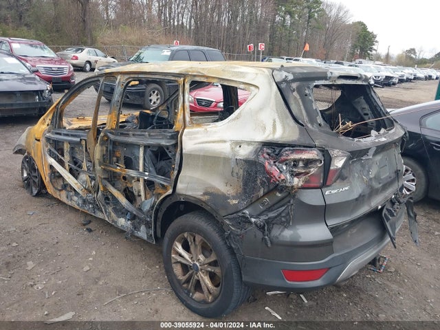 Ford ESCAPE SE 2017 1FMCU9GD5HUE62018 Image 3